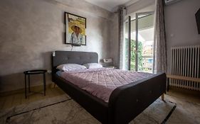 Reunion In Greece Apartment